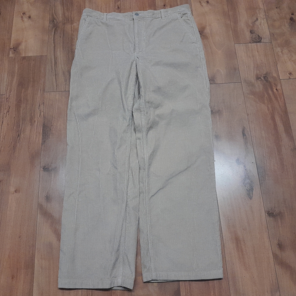 TNA Aritzia Corduroy Straight Leg Pants Size 14